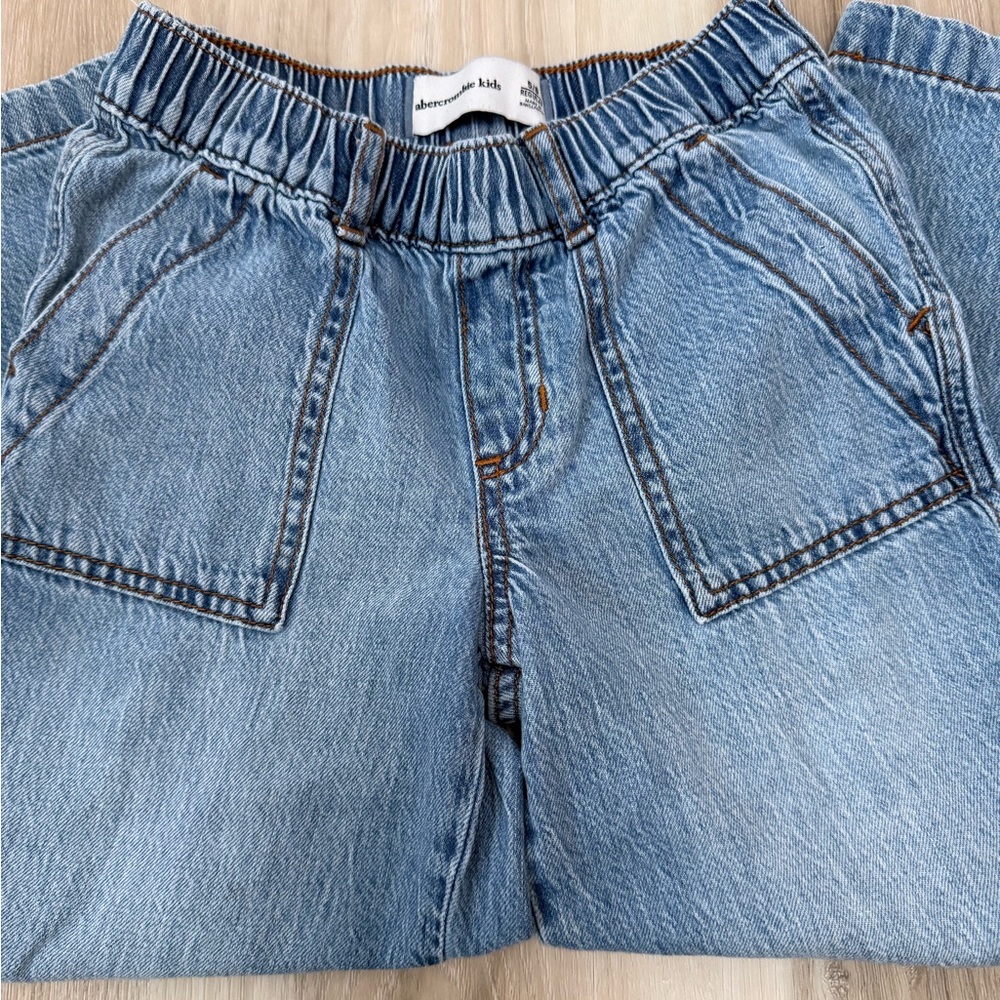 Abercrombie Kids - Wide Leg Pull On Jeans - girl’s 5/6 - Picture 4 of 4